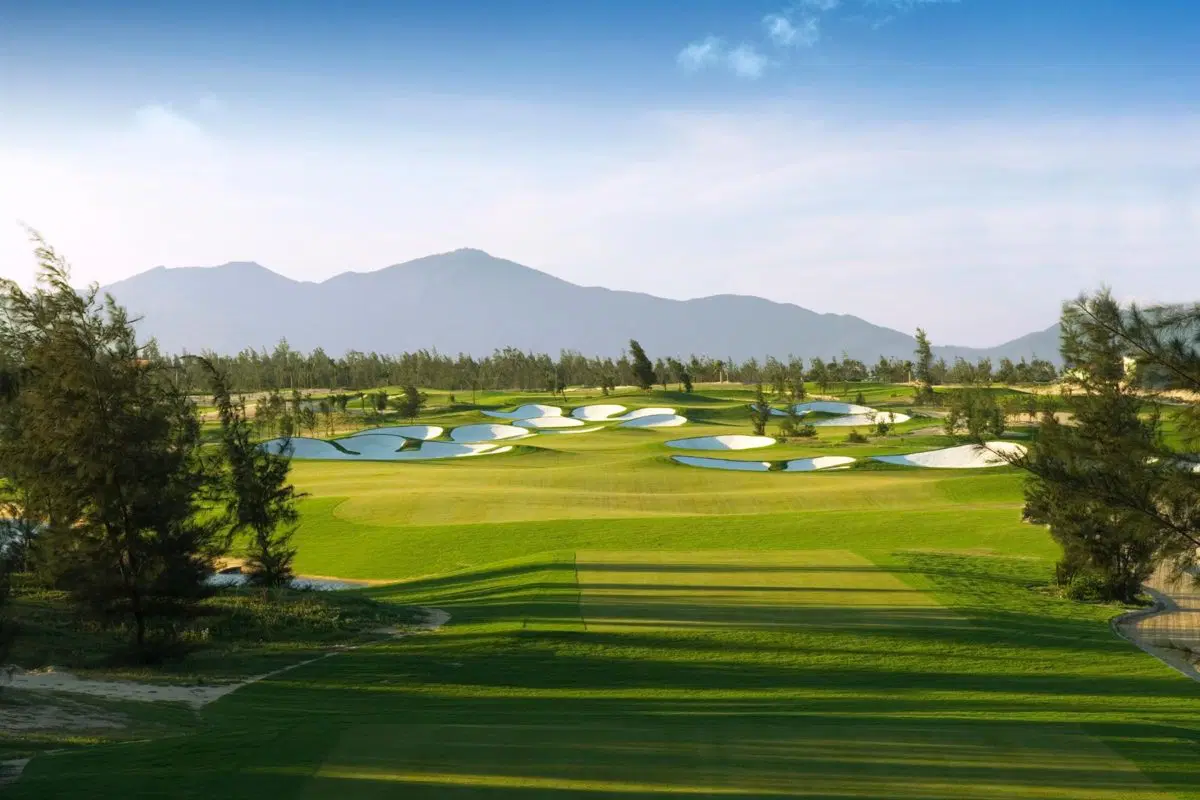 MONTGOMERIE GOLF LINK